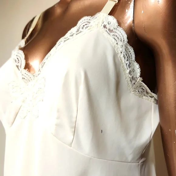 Silky Lace Cream Camisole - Picture 2 of 4